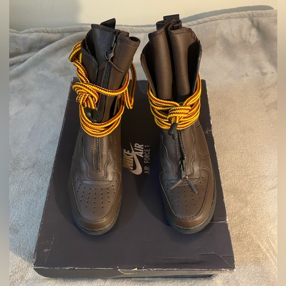 Nike Other - 2018 Nike SF AF1 High Top Baroque Brown